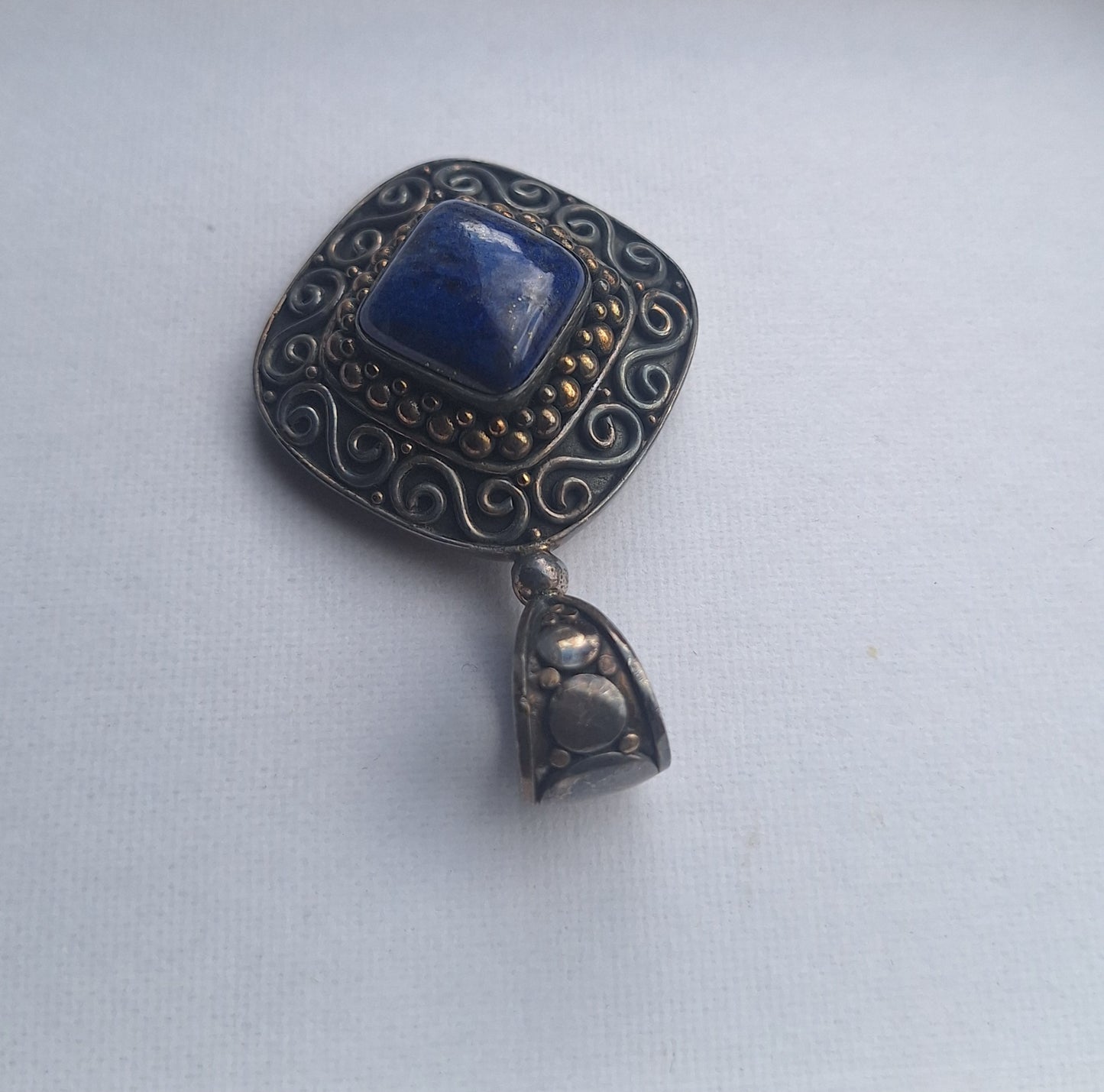 Suarti Bali Sterling 925 Silver Lapis Scroll Swirl Pendant