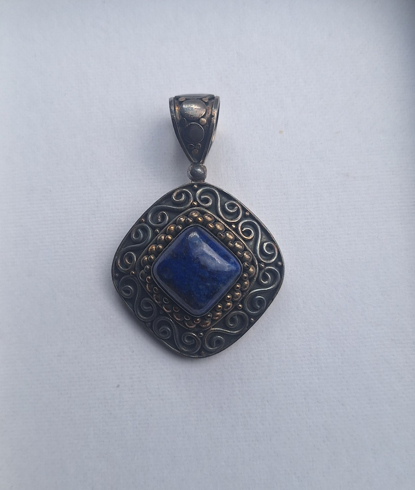 Suarti Bali Sterling 925 Silver Lapis Scroll Swirl Pendant