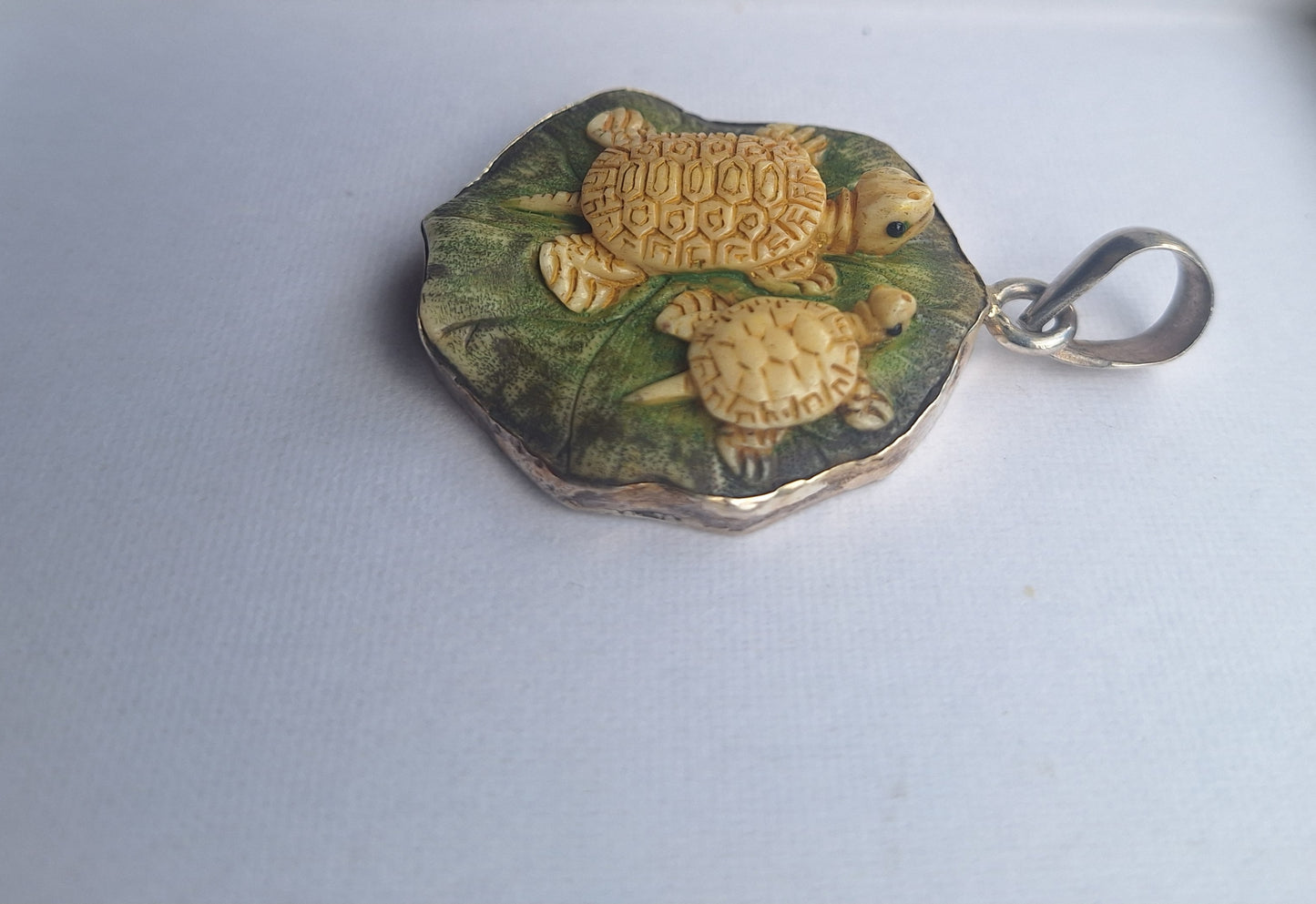 925 Sterling Silver Vintage Carved Mother & Child Turtle Modernist Oxidized Pendant