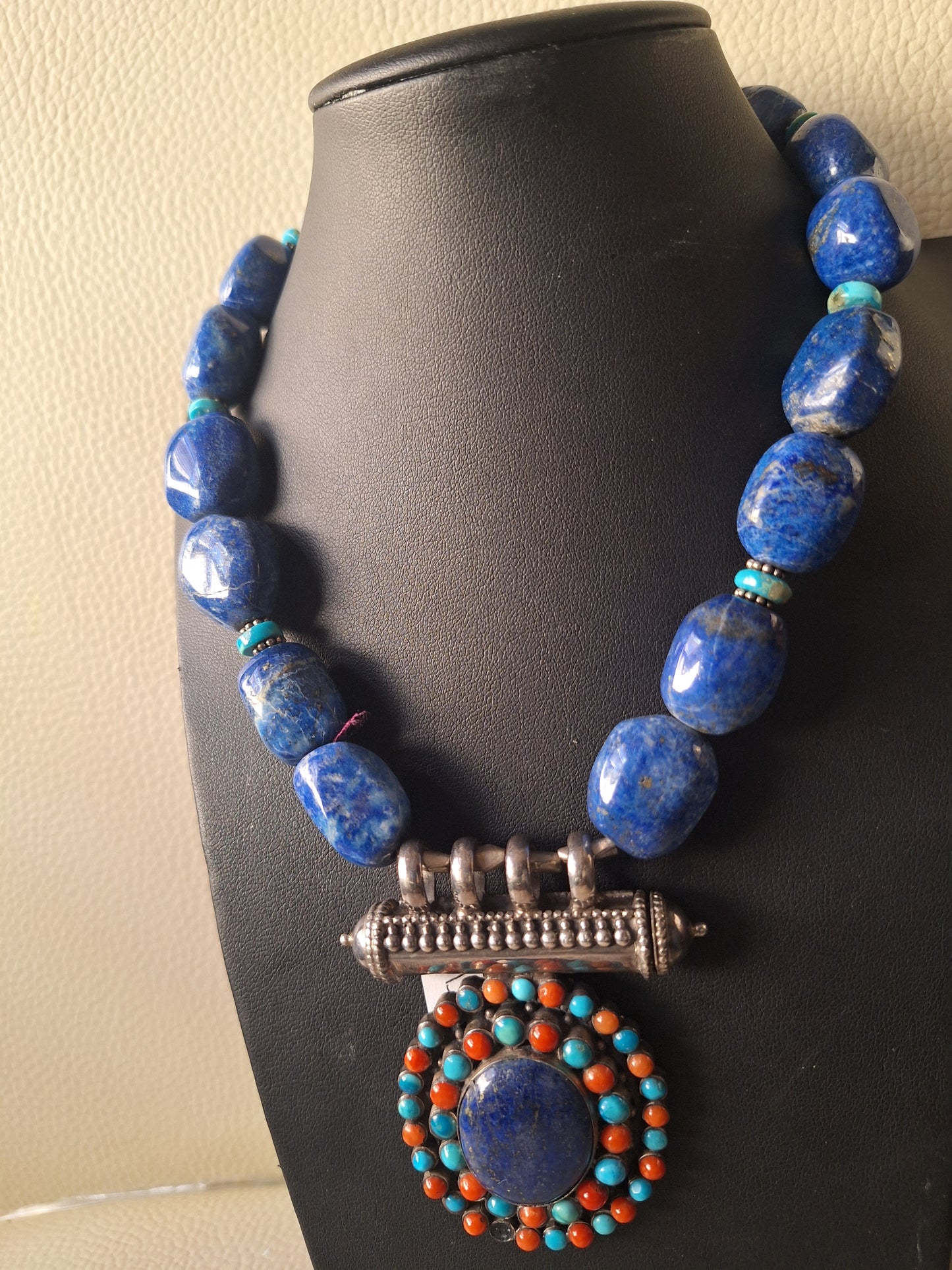 Natural Blue Lapis Lazuli Faceted Gemstone beads