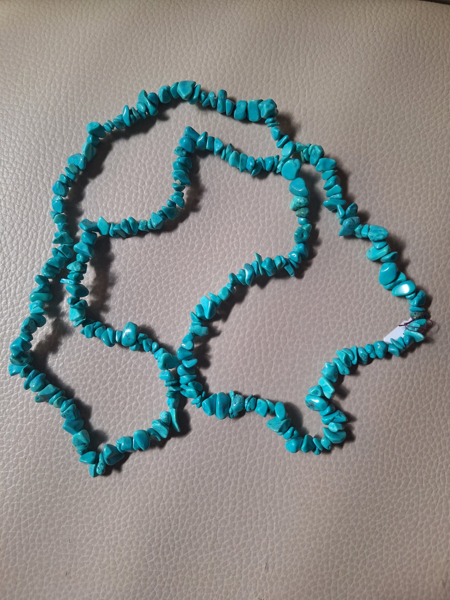 Vintage Turquoise Blue Howlite Chip Necklace