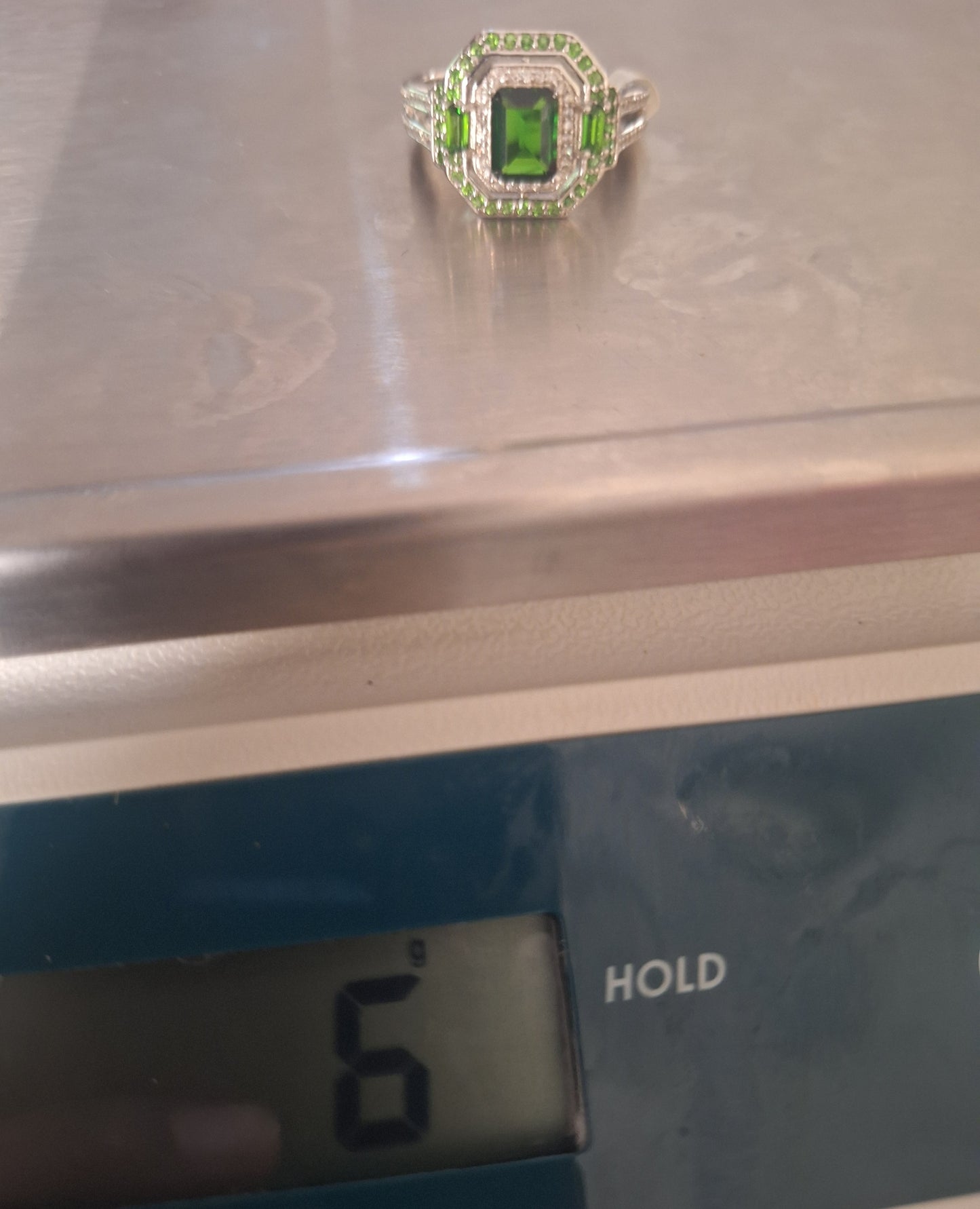 BBJ 925 Sterling Silver Green Emerald-cut Ring