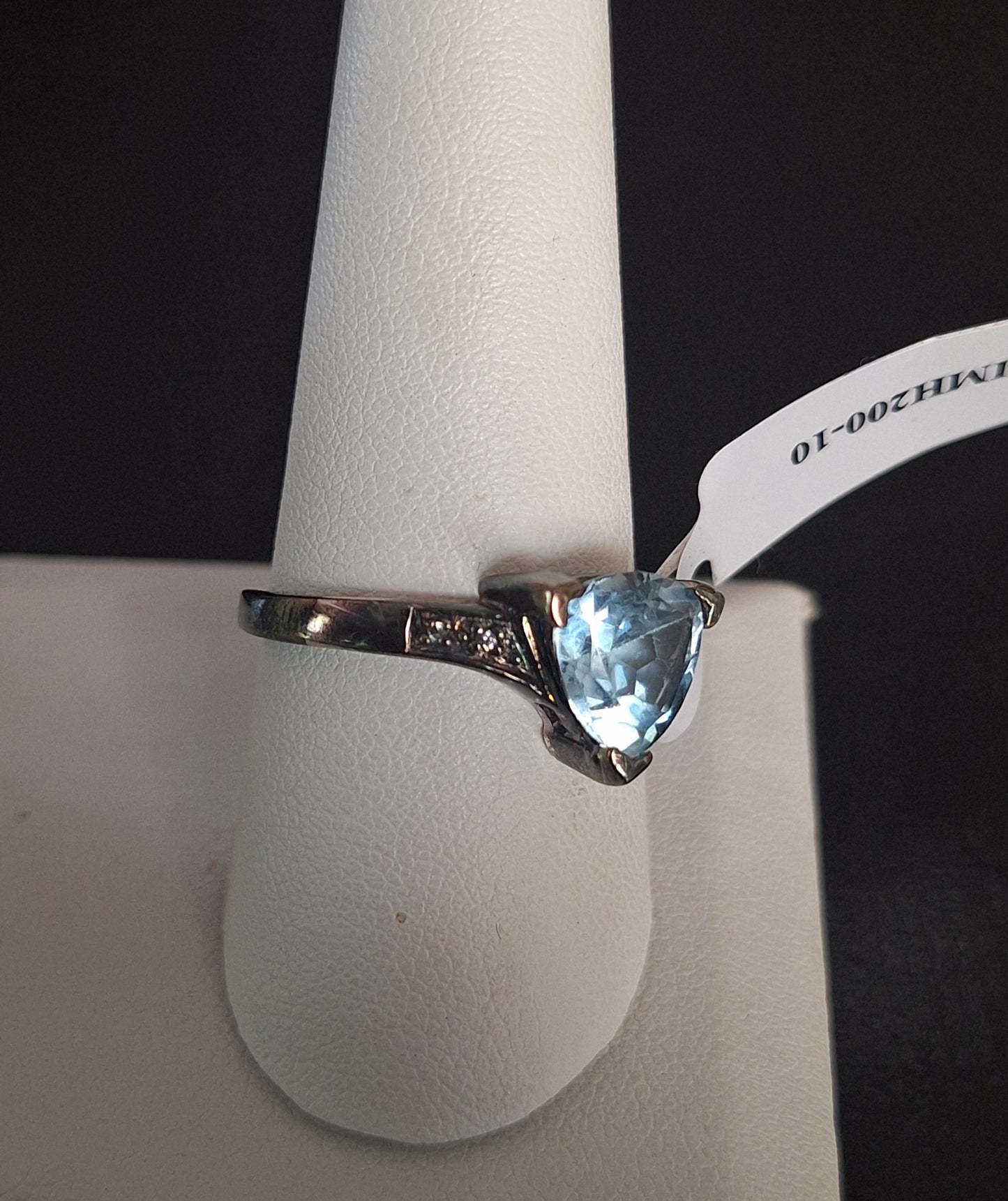 925 Sterling Silver Blue Topaz Ring.