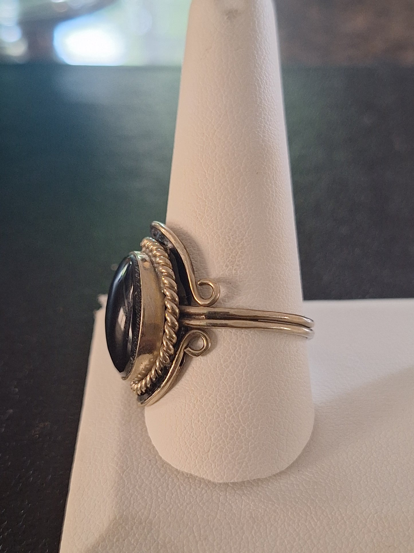 Vintage Hecho In Mexico Sterling Silver Onyx Ring