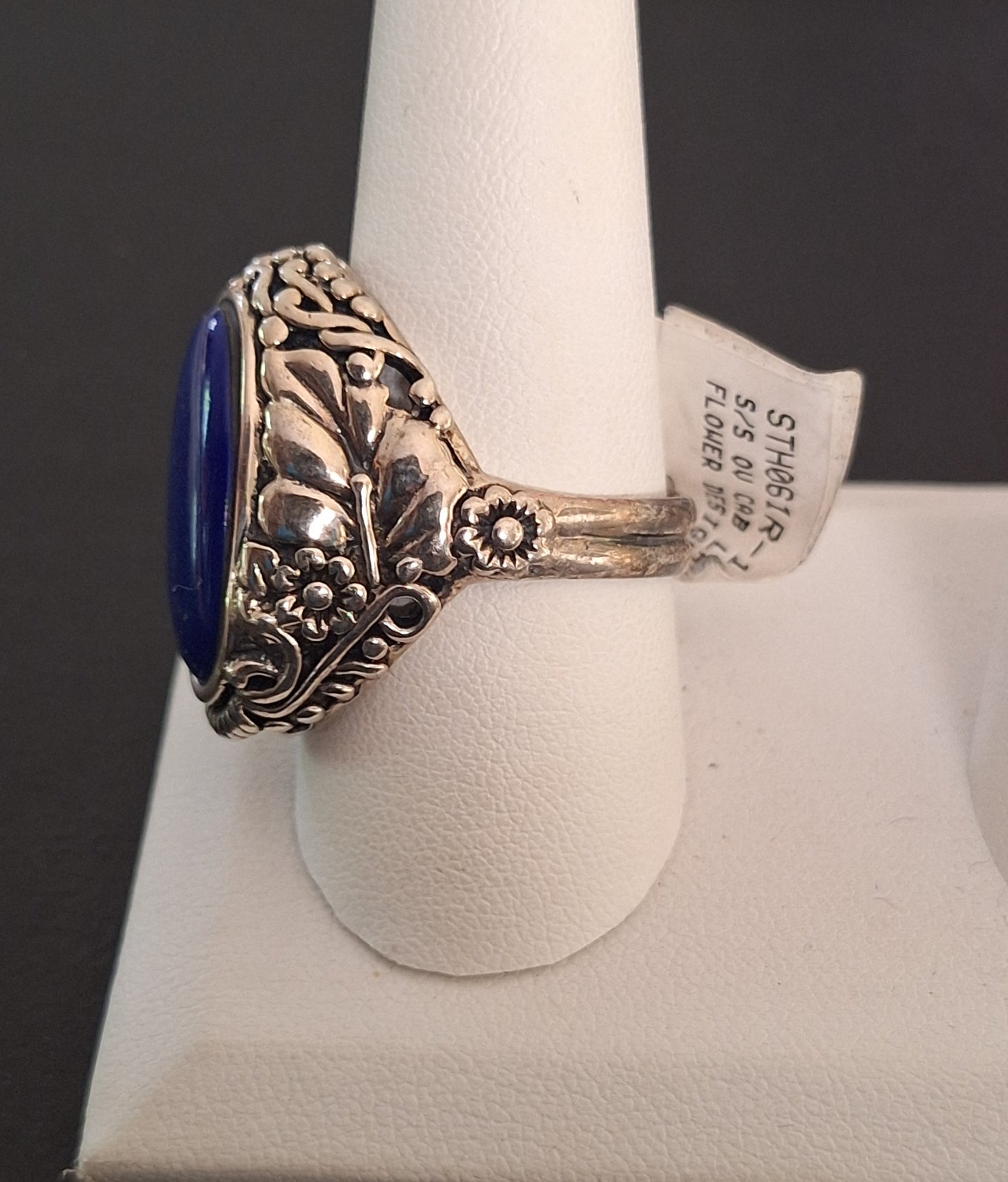 Sterling Silver Oval Cabochon Lapis Lazuli Leaves & Flowers Ring