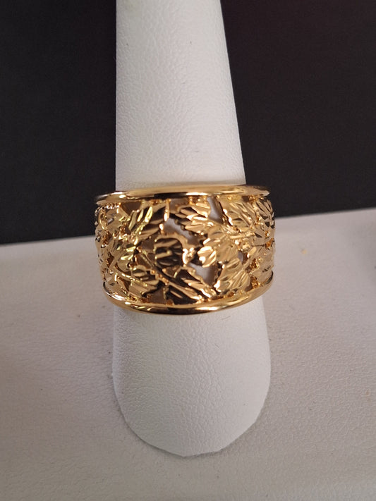 925 Sterling Silver with Gold Tone Ring