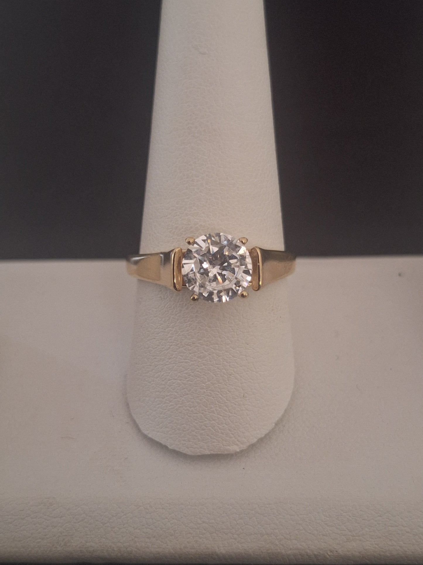 Vintage Cubic Zirconia Sterling Silver Ring