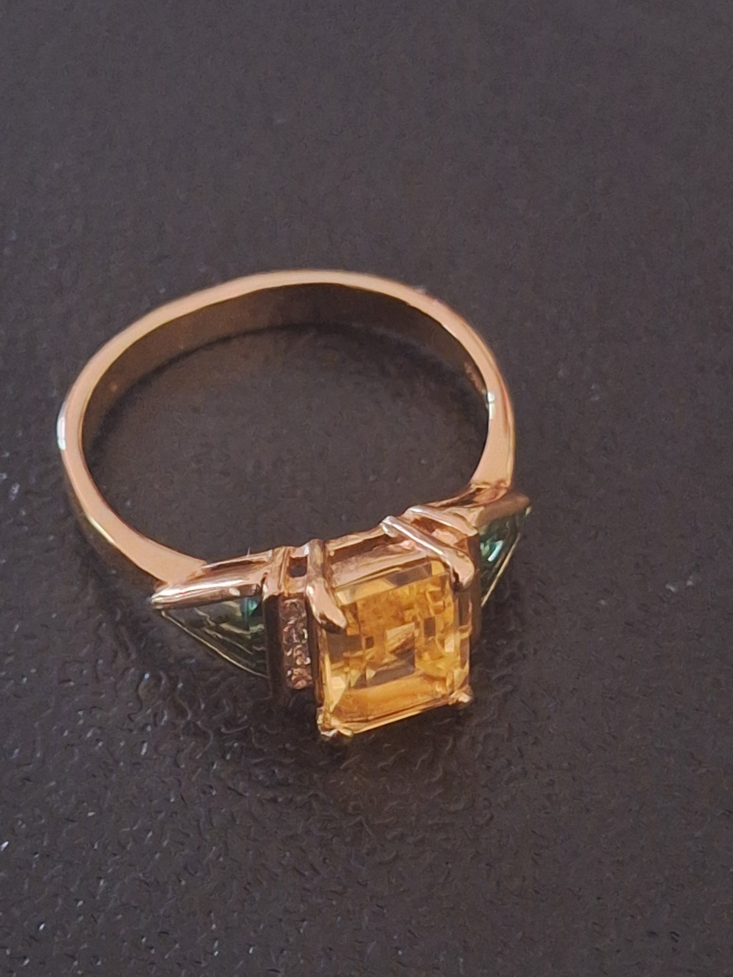 925 China Ring Yellow, Green, Clear Stones.