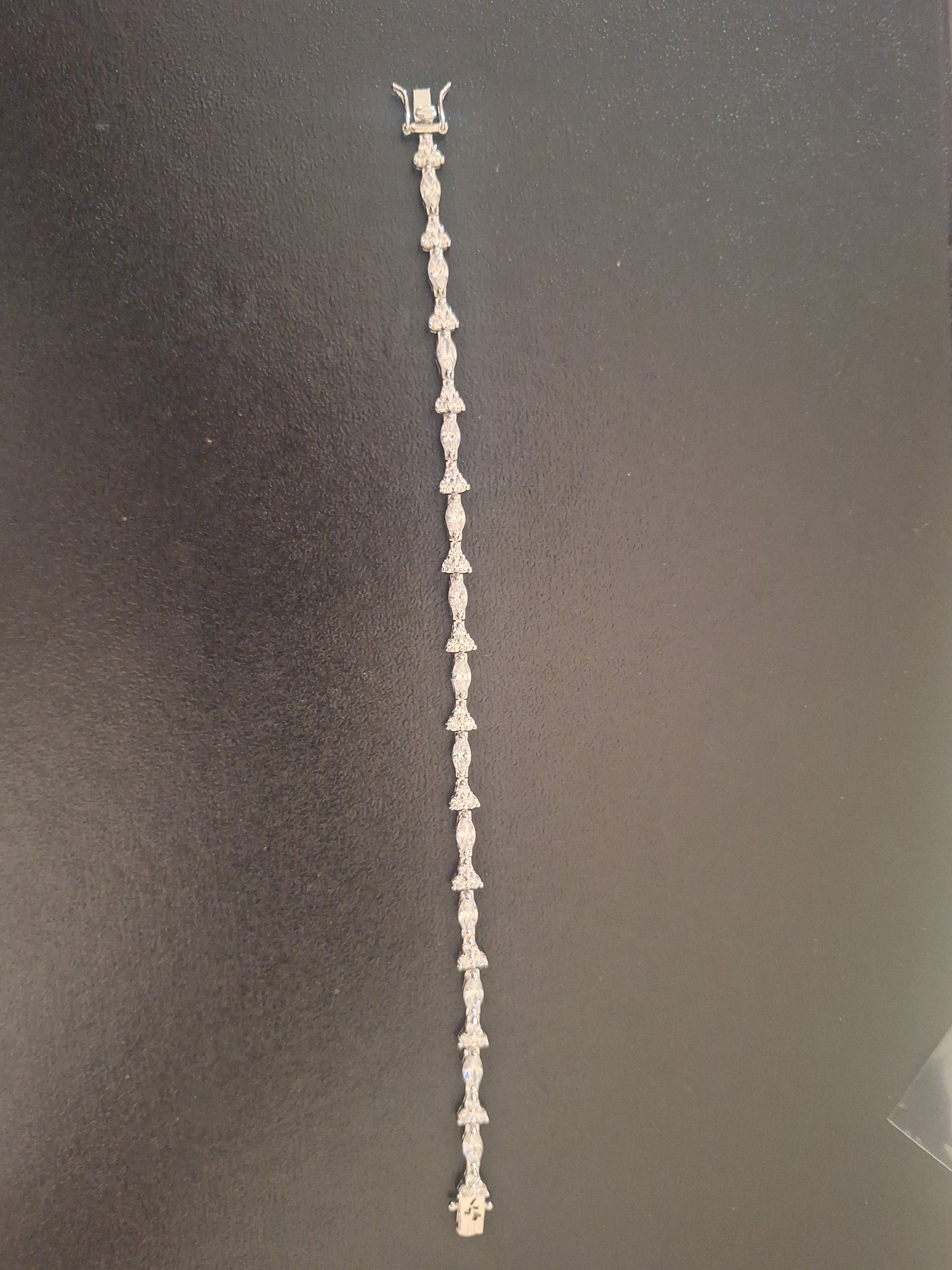 Elegant Sterling Silver Tennis Bracelet - Heart Oval-shaped Zirconia