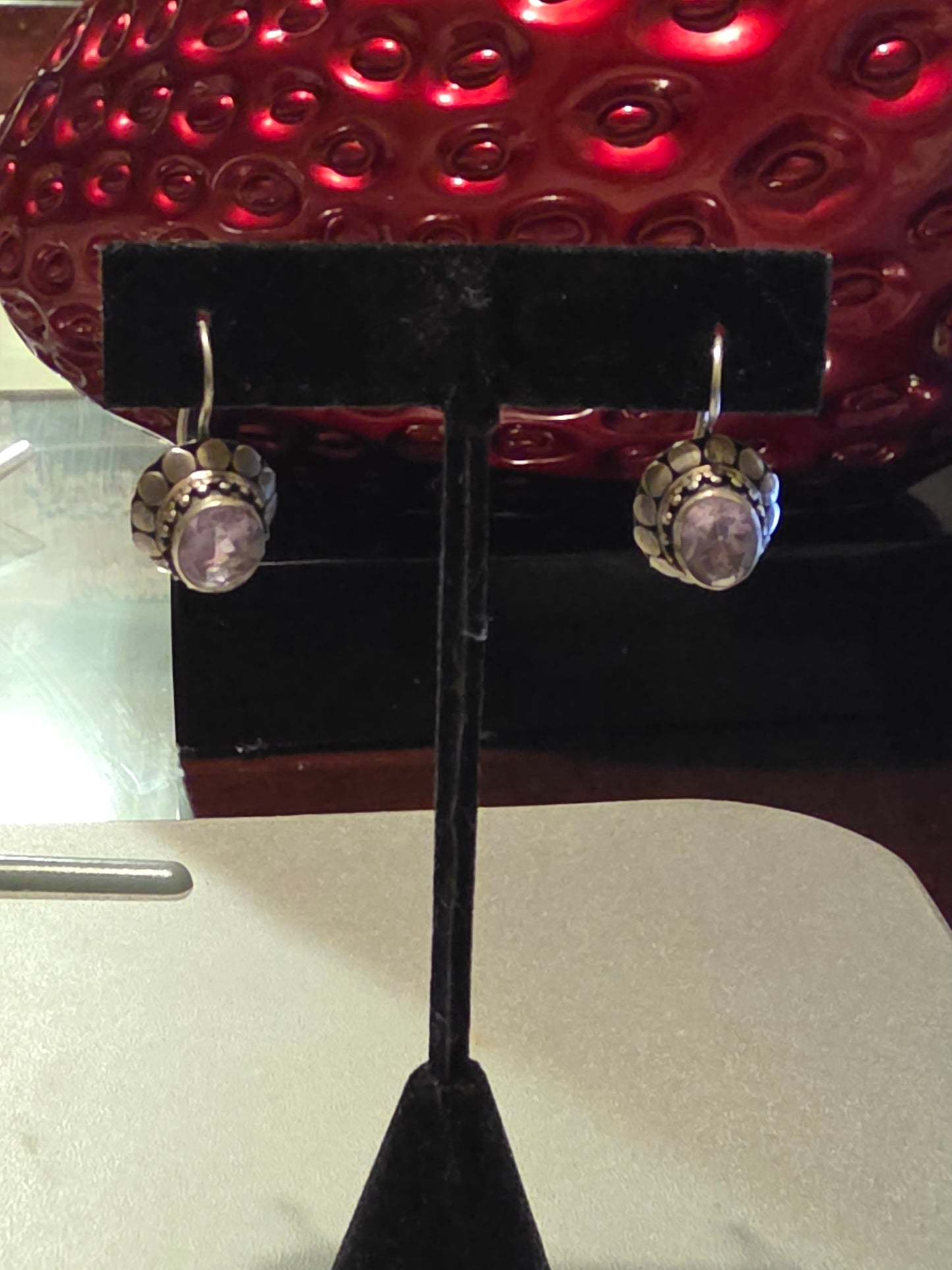 Vintage Bali faceted amethyst & sterling silver srop earrings, 4.9 grams, 1"x1/2". Handmade amethyst Bali earrings. Amethyst silver jewelry