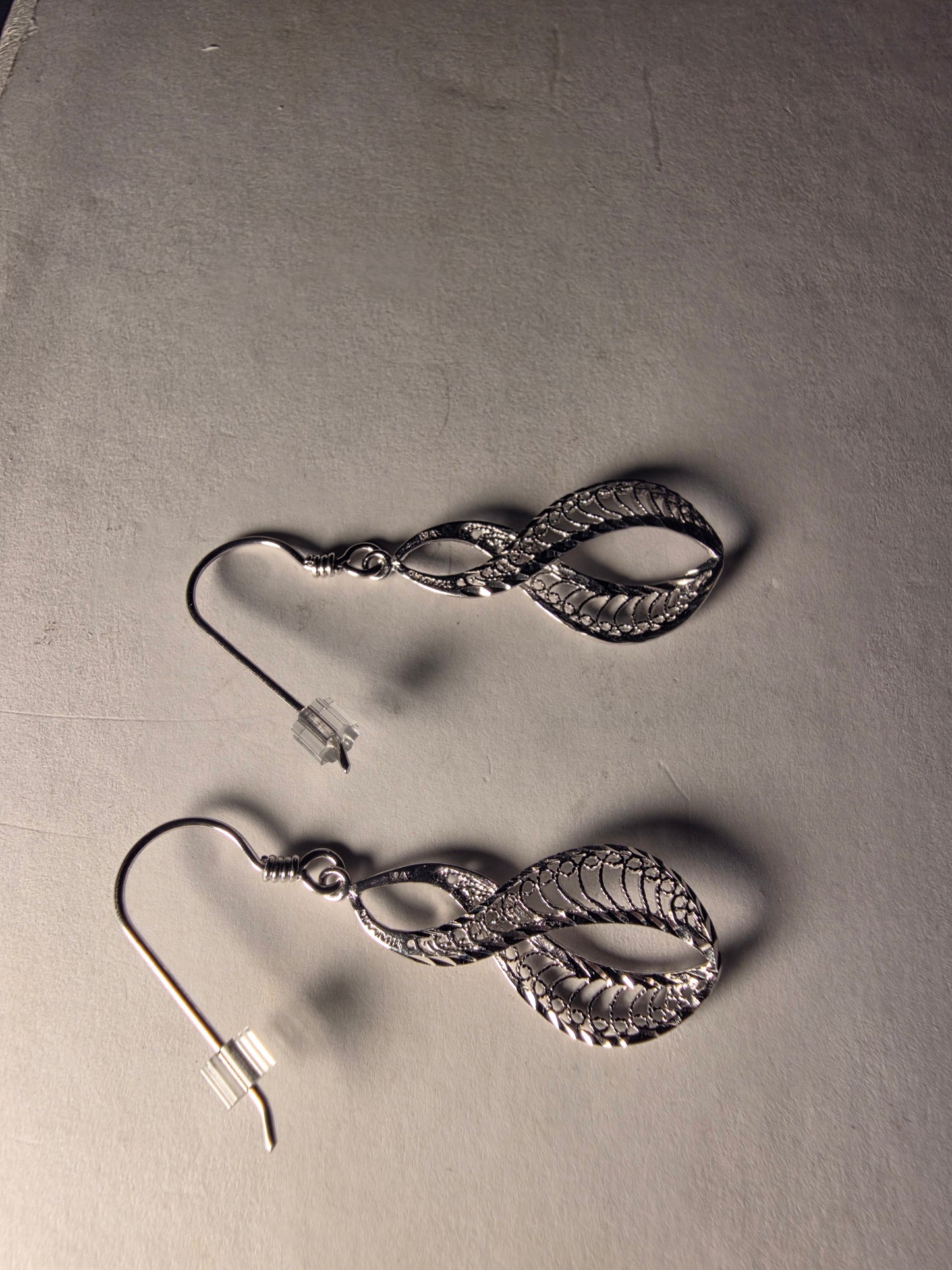 Thialand Sterling Silver Shiny Wavy Filigree Dangle Hook Earrings set
