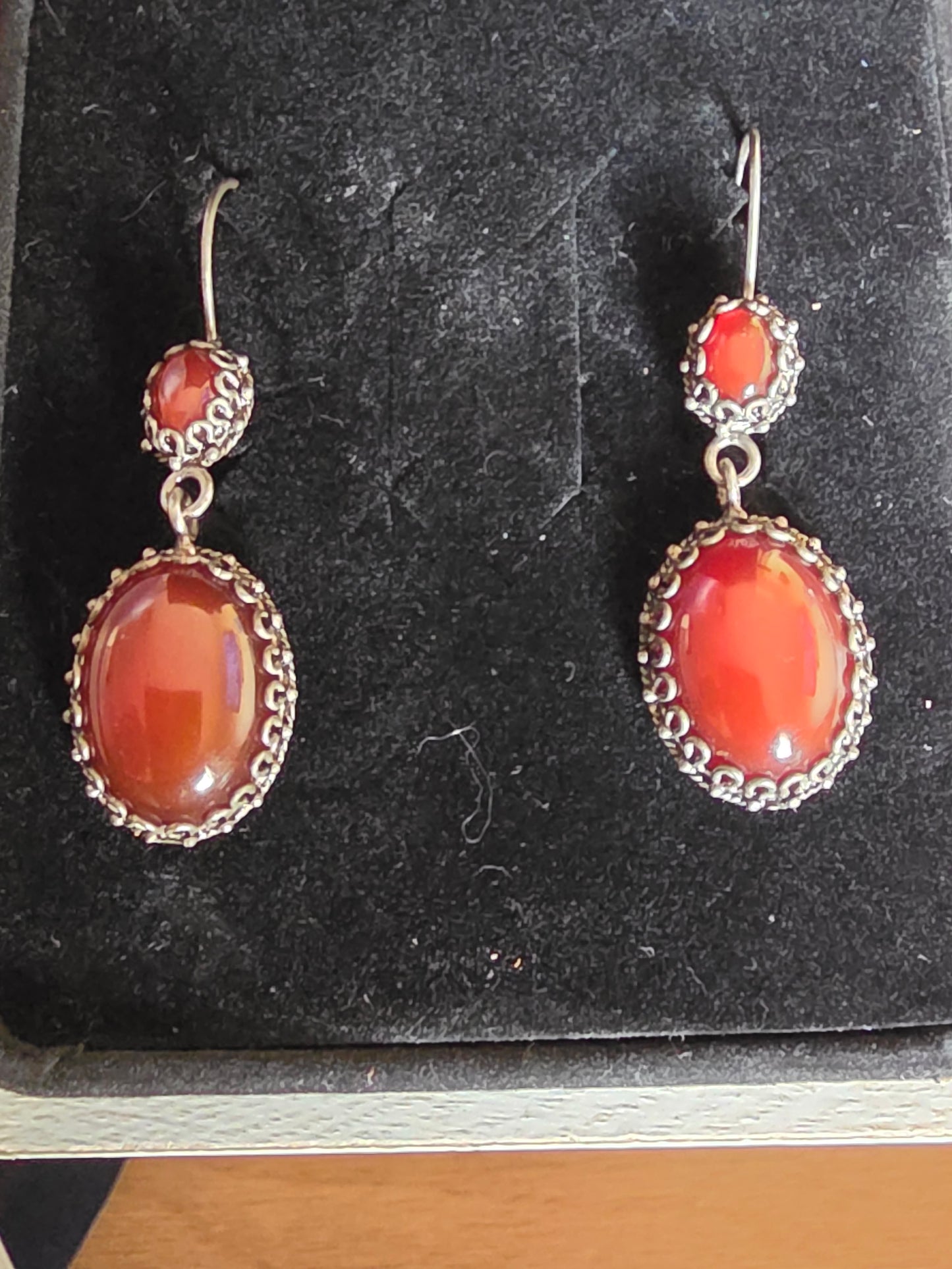 Suarti Bali Signed BA Sterling Silver 925 Carnelian Cabochon Dangle Earrings