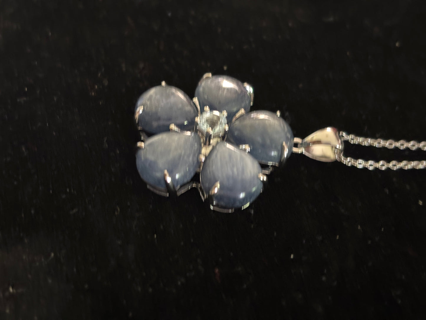 Sapphire Flower Pendant