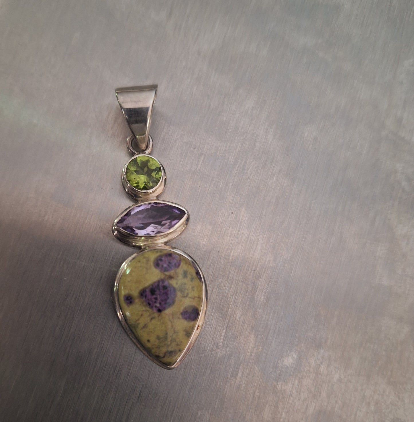 925 Sterling Silver Peridot and Amethyst Pendant