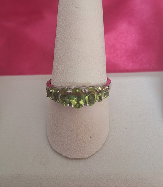 Eternity seven stone peridot band