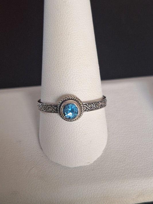 Sarda Sterling Silver Blue Topaz Ring