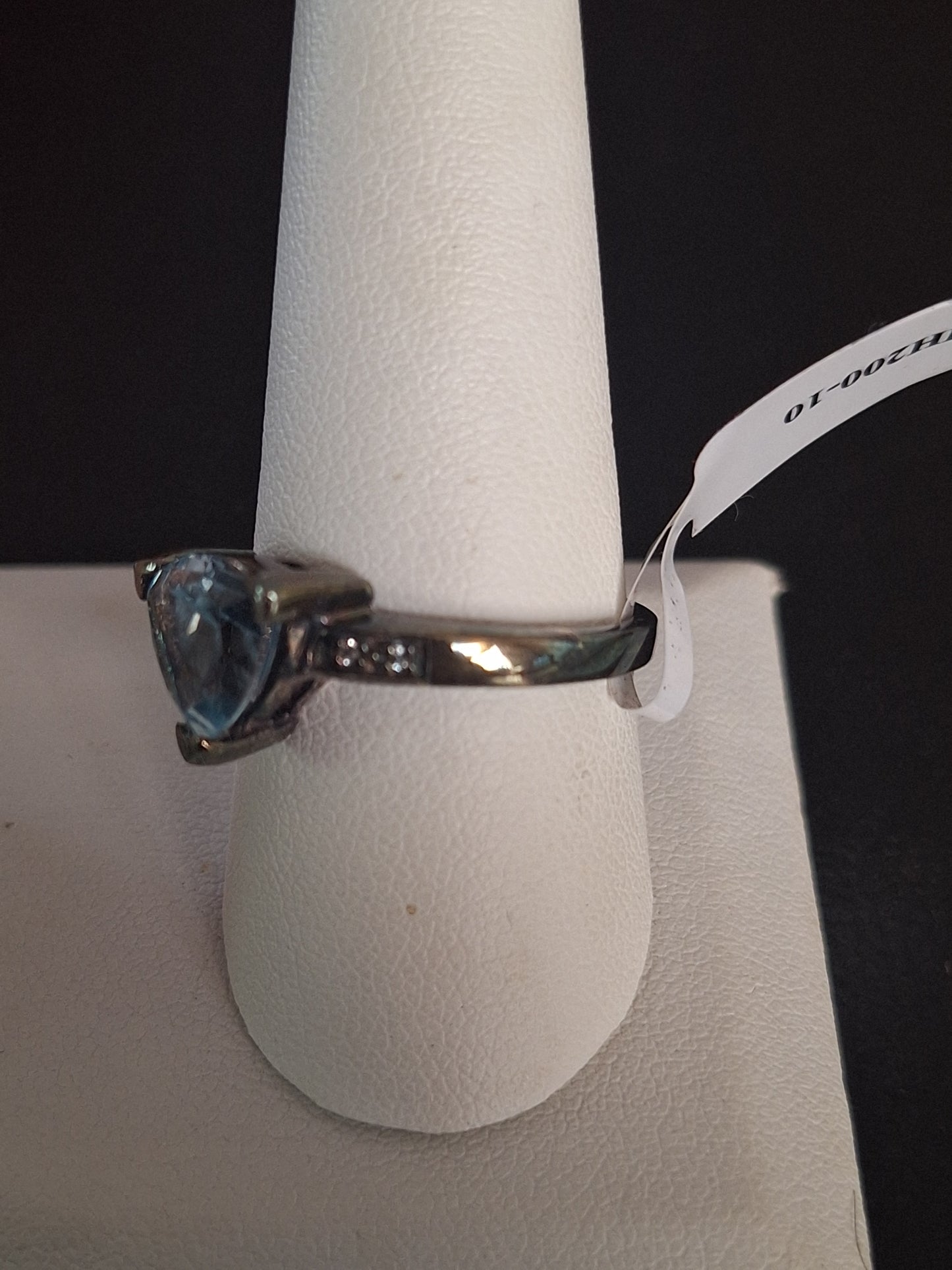 925 Sterling Silver Blue Topaz Ring.