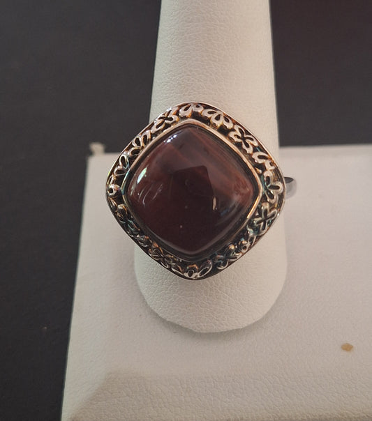 A Sterling Silver Natural Carnelian Gemstone Ring