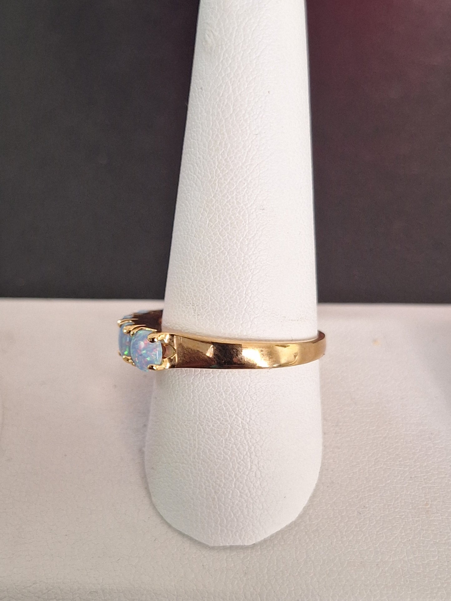 Stunning Vintage 925 Sterling Silver Gold Plated magical pink & white opal gemstone Ring