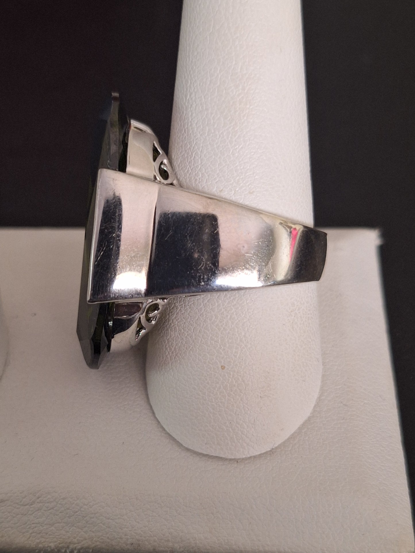 925 Sterling Silver Ring Moldavite Gemstone