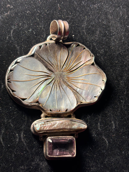 Carved Orchid Mother of Pearl Sterling Silver 925 layered Black lip Pendan