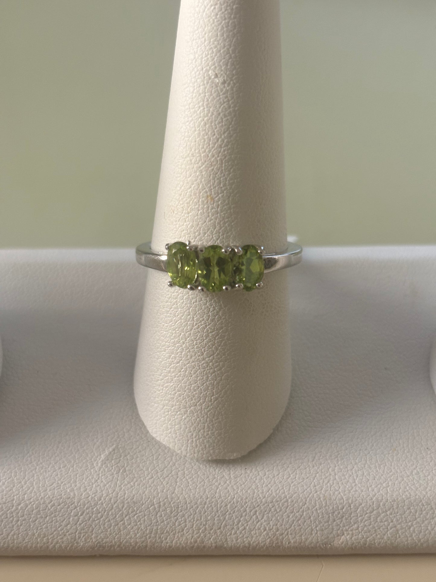 925 Sterling Silver Genuine Peridot Ring