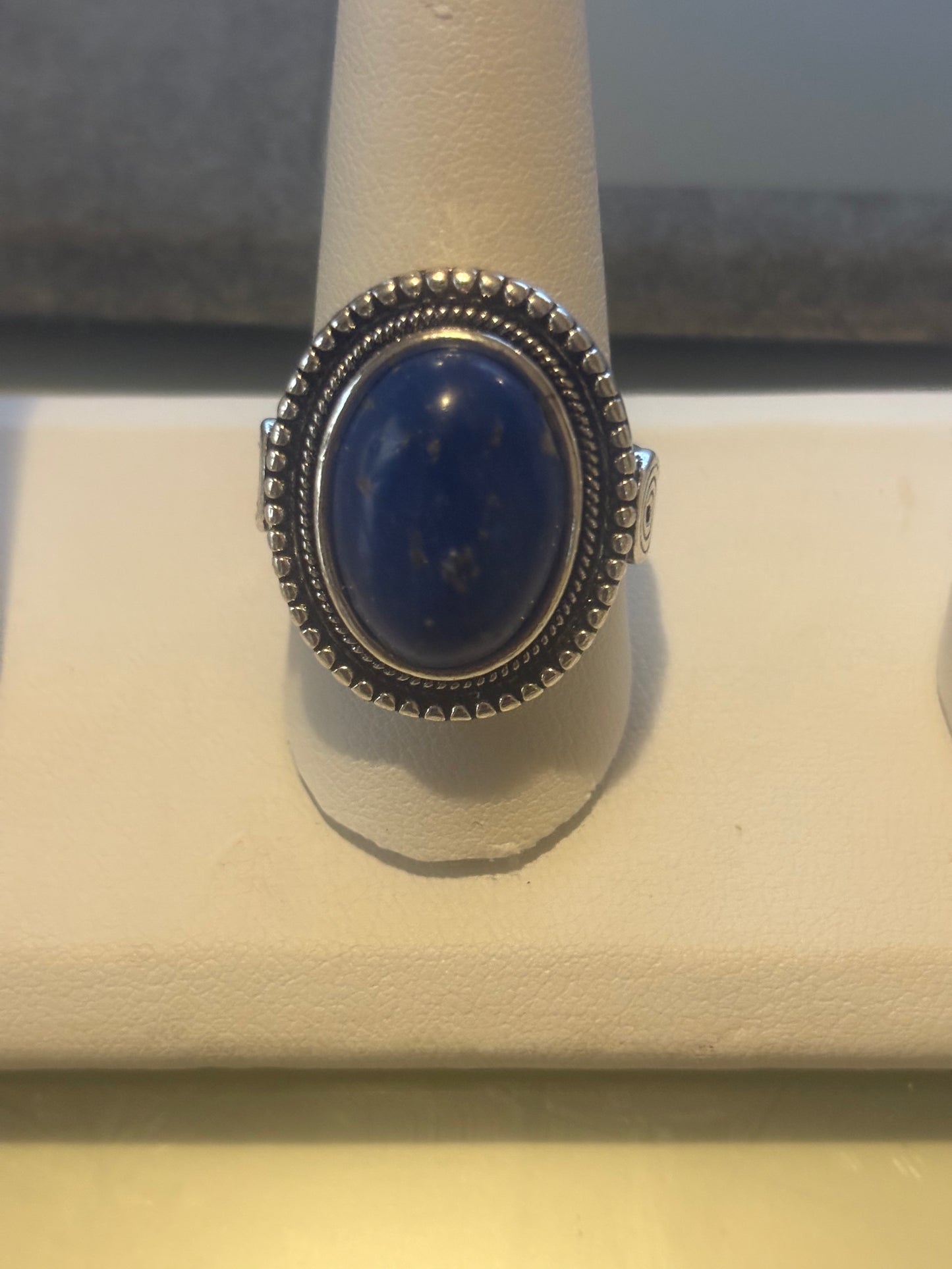 Vintage Native Sterling Turquoise Ring