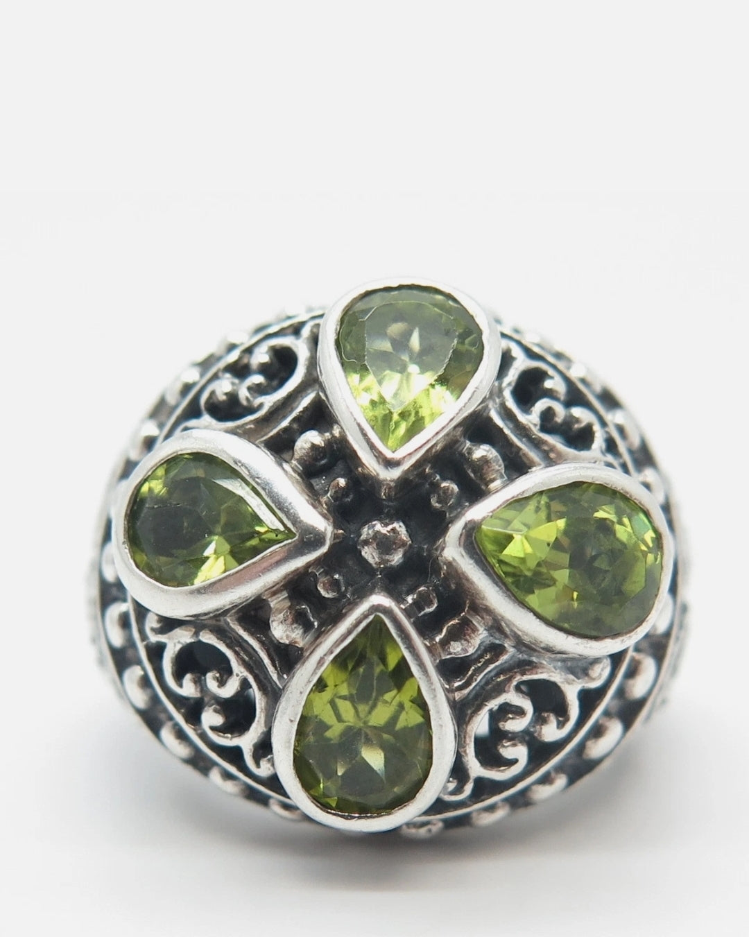 Sterling Silver Peridot Oxidized 2.80CTW PS.