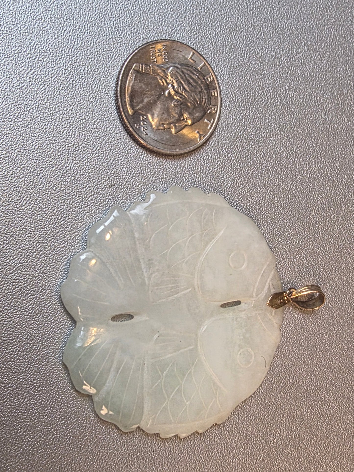 Vintage Large 23g 14k Gold Light Green Jade Jadeite Fish 2 Side Necklace Pendant