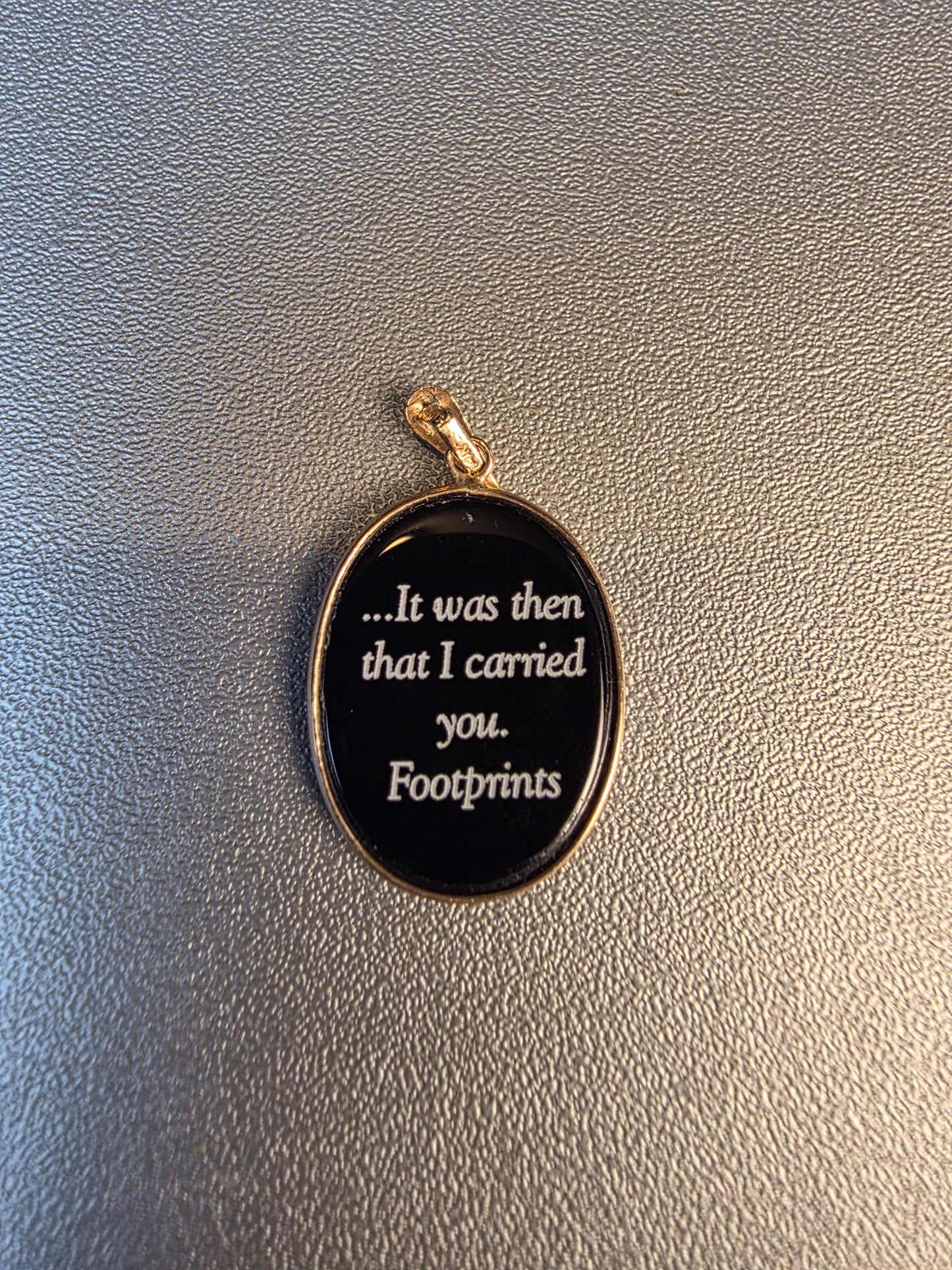 Antique IT WAS THRN THAT I CARRIED YOU. FOOTPRINTS 14k Gold. Angel Blue & Black Cameo Pendant EXQUISITE