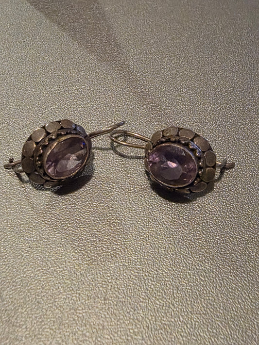 Vintage Bali faceted amethyst & sterling silver srop earrings, 4.9 grams, 1"x1/2". Handmade amethyst Bali earrings. Amethyst silver jewelry