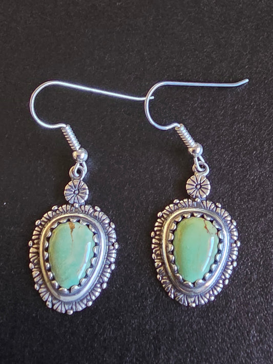 Silver Turtle Shell Stone Dangle Earrings, Forrest Green Earrings, Vintage Green Floral Earrings, Irish Earrings