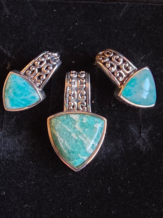Vintage Sterling Silver Pendant and Earrings set, Cabochon Triangle Turquoise